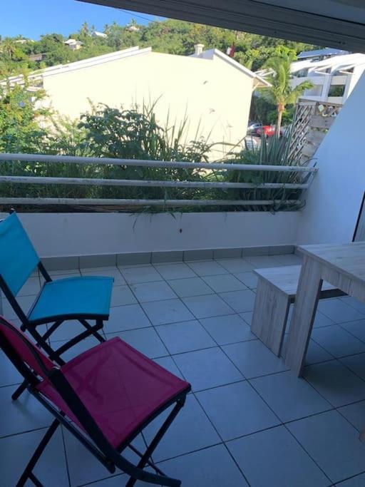 Petit Prix Et Grand Confort A Saint Gilles Les Bains Экстерьер фото